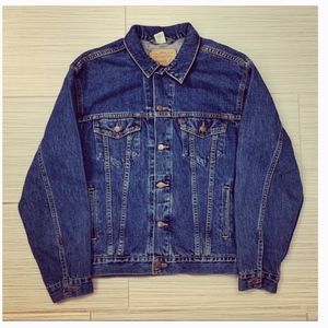 Levi’s Classic Denim Jean Jacket